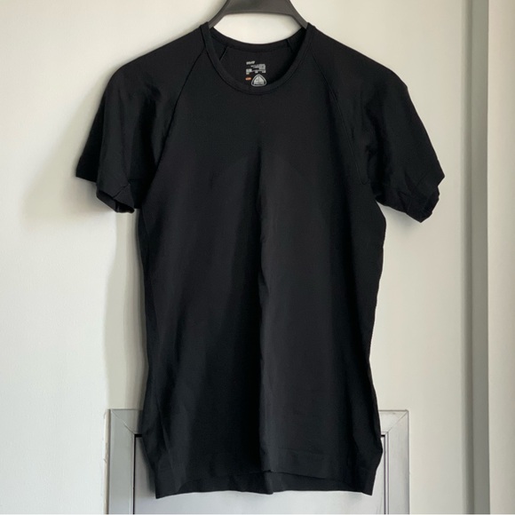 Tops - ACG Black Short Sleeve T-Shirt